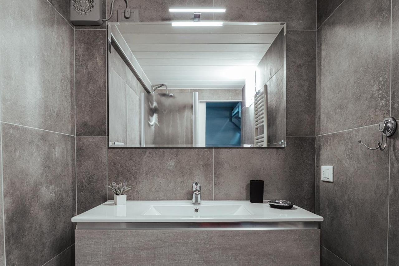 Antico Borgo B&B Con Spa - Adults Only Manerba del Garda Kültér fotó